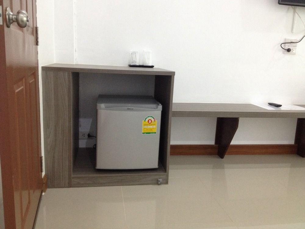 NP Hotel Buriram Buitenkant foto