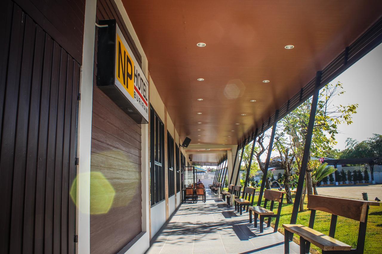 NP Hotel Buriram Buitenkant foto
